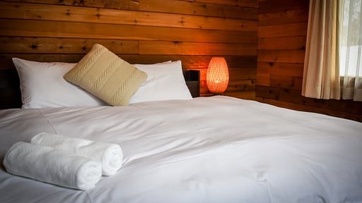 Woodpecker Chalet Schlafzimmer 1