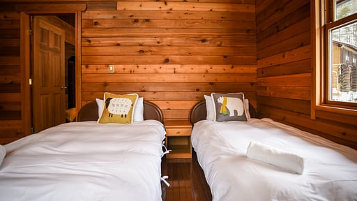 Woodpecker Chalet Schlafzimmer 2