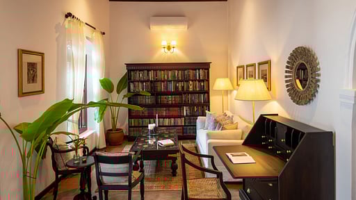 Writer's Lodge