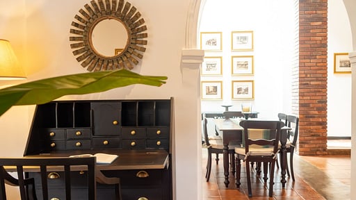 Writer's Lodge Autres