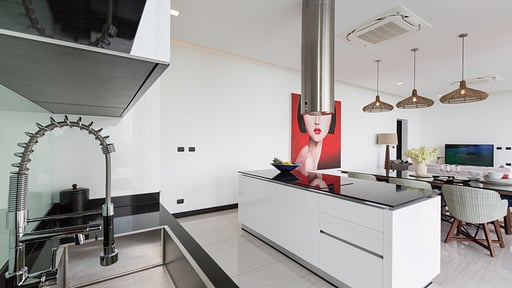 Yam Chao at Verano Residence Кухня