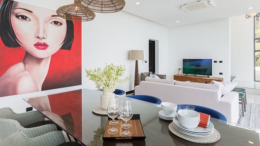 Yam Chao at Verano Residence Обеденная зона