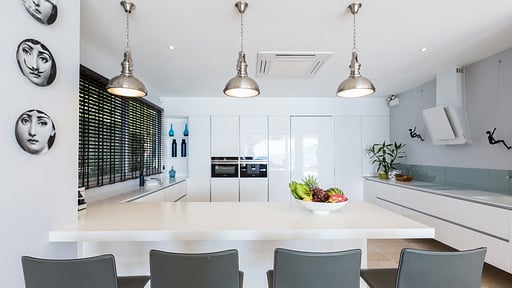 Yo Villa Dining area