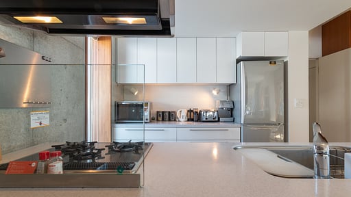 Yuki Ten House Kitchen