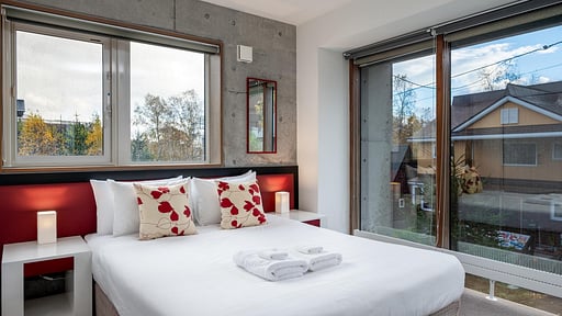 Yuki Uchi House Bedroom 1