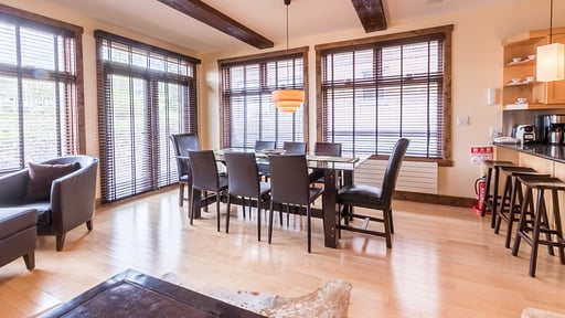 Yukimi Two Chalet Dining area