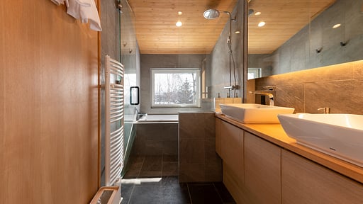 Yukimine Chalet Bedroom 1