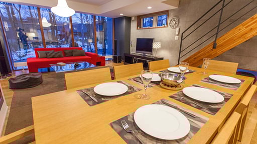Chalet Yume Basho Dining area