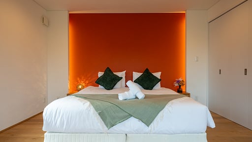 Yuzuki Chalet Bedroom 1