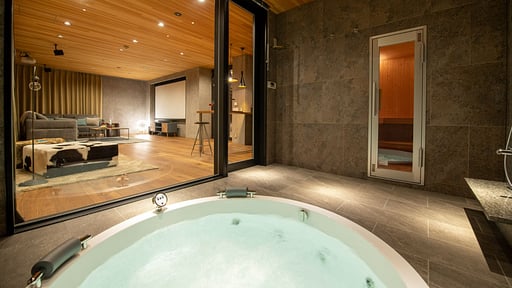 Zai-On Chalet Jacuzzi