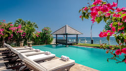 Lovina Beachfront Estate - Villa 1 & 2