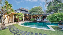 Villa Cinta Damai