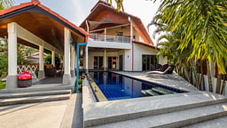 Amber Villa