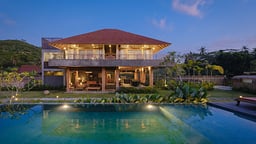 Gudea Living Villa