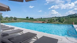 Melaiolo Modern Apartment