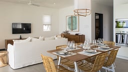 O'biches Beachfront Apartment
