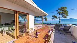 Seafront Villa Mar I Pins