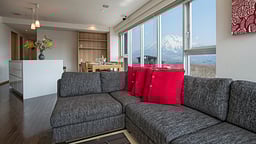 Snow Crystal Apartment Two Bedroom Suite A