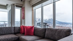 Snow Crystal Two Bedroom Yotei Suite