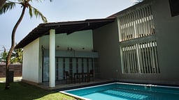 Villa 700