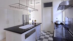 Villa Karang Selatan