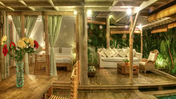Villa Layla