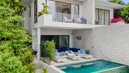 Villa Shades of Blue