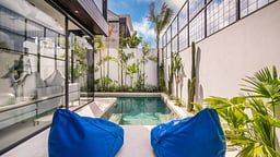 Villa Vantage 5