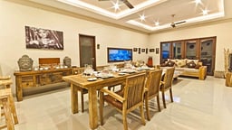 Villa Voilà