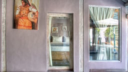Villa West