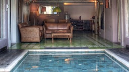 Villa West