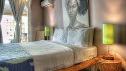 Villa West