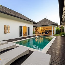 Villa Hiburan 2