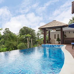 Villa Atap Padi