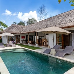 Villa Candi Kecil Tiga