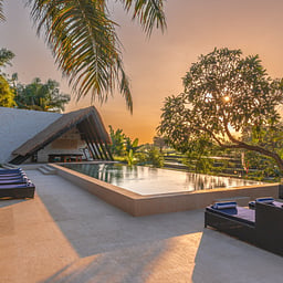 Villa Kubu Dewi Sri