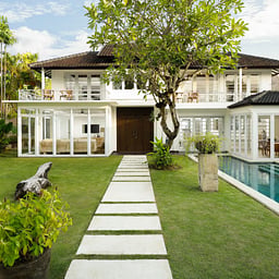 Villa Swarna