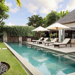 Villa Tenang