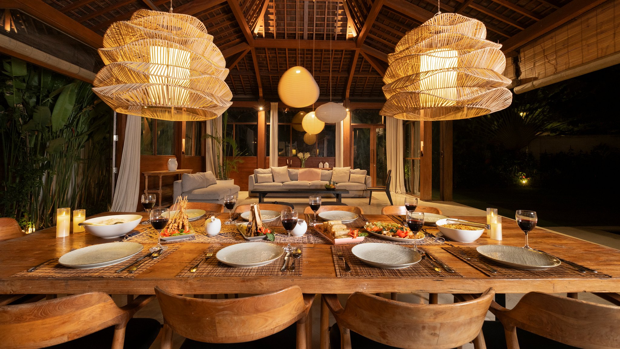 Villa Aloui Dining area