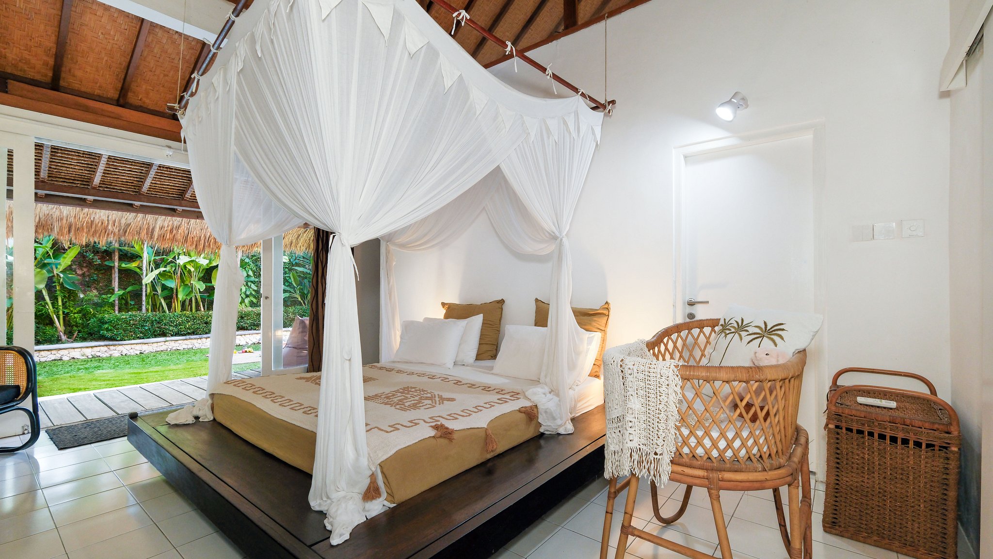 Villa Celeste Bedroom 1