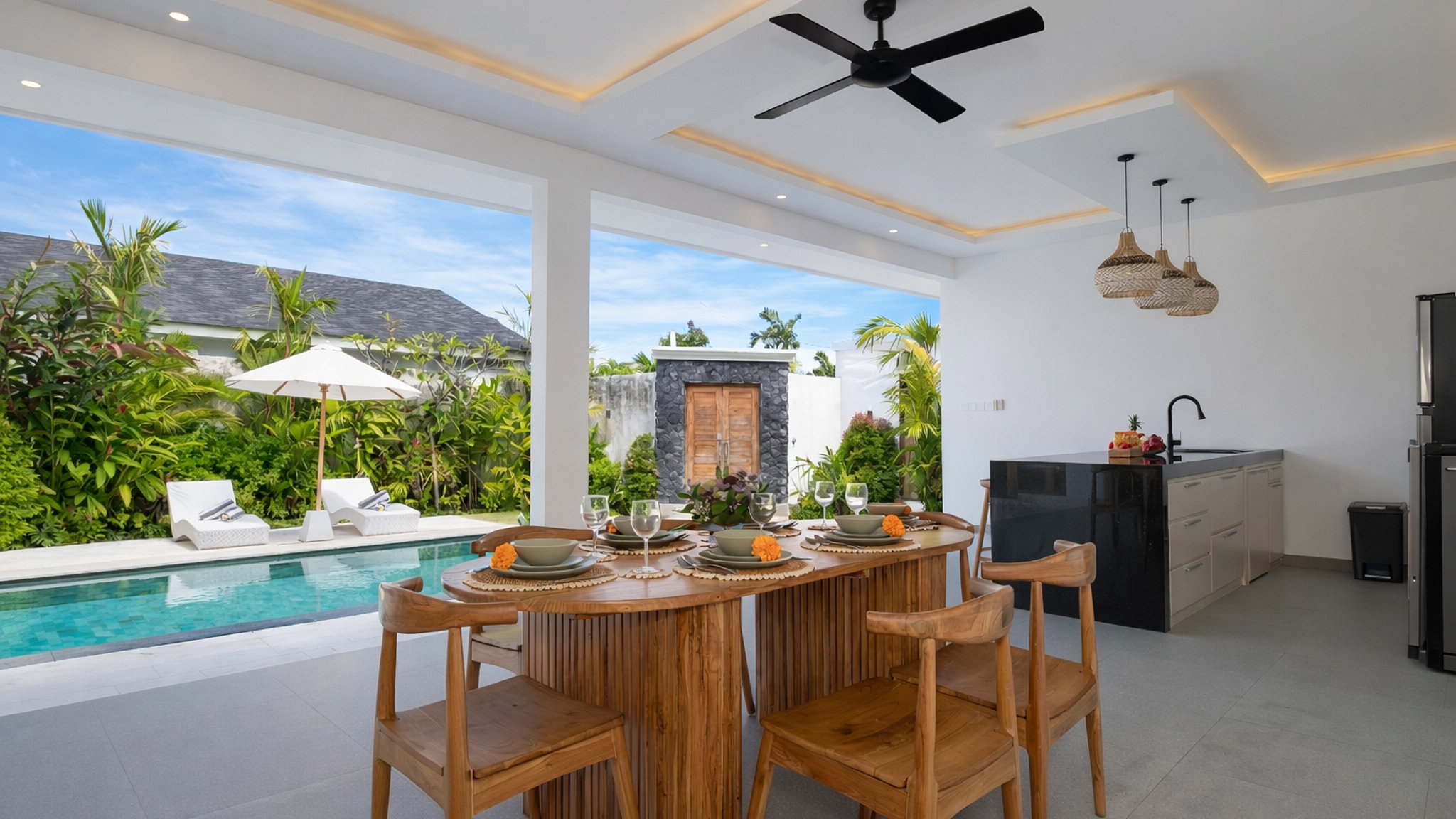 Villa Kuwait Dining area