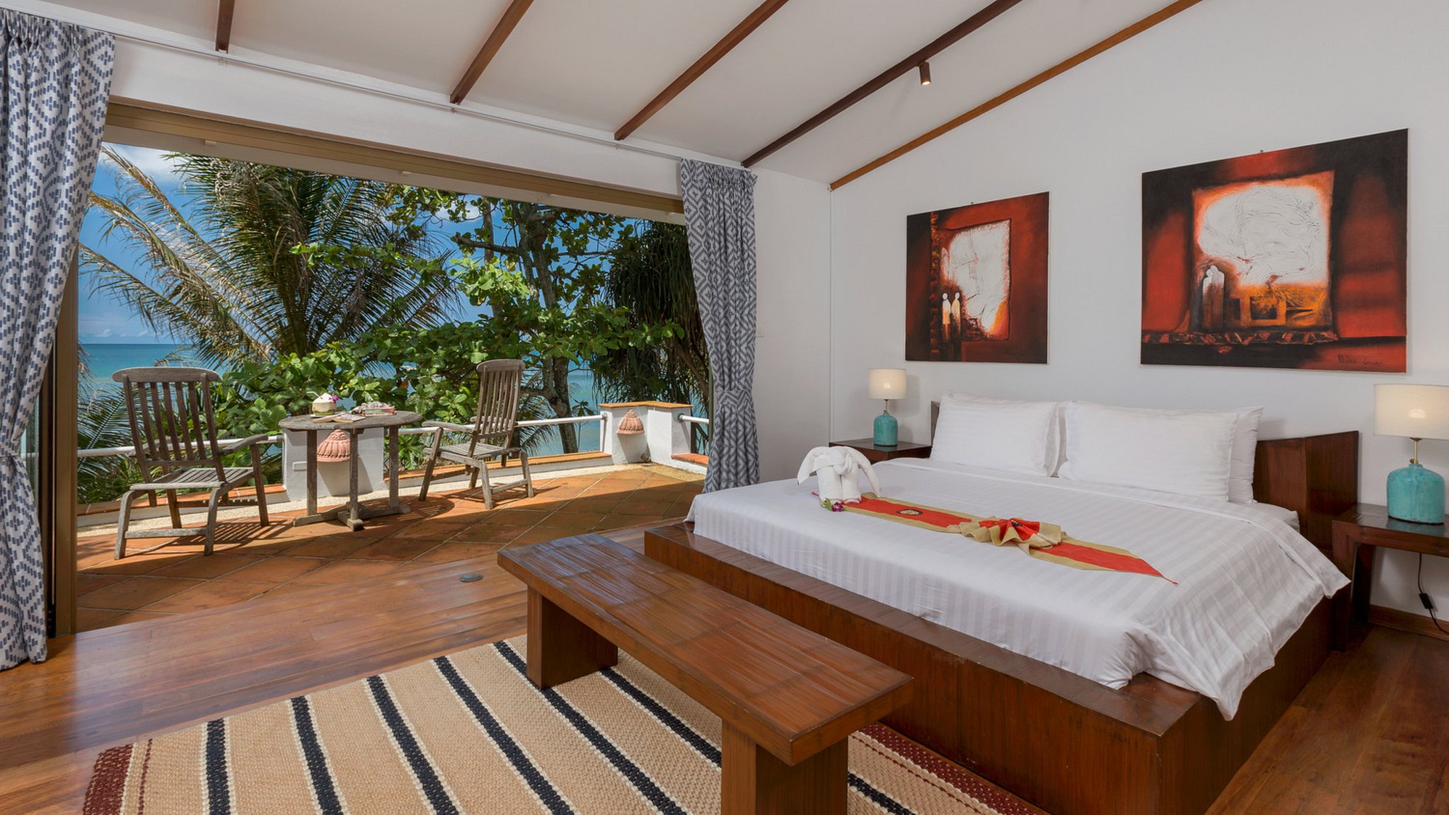 Kalim Howus Kalim Beach House in Patong beach, Phuket - 7 bedrooms