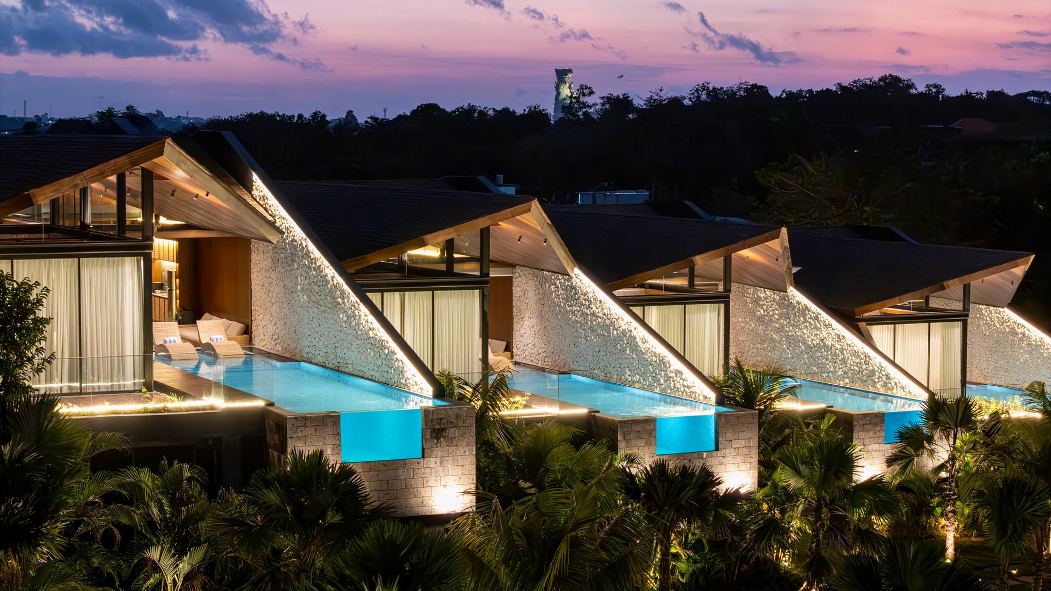 Luxury Garden View Rentals preview