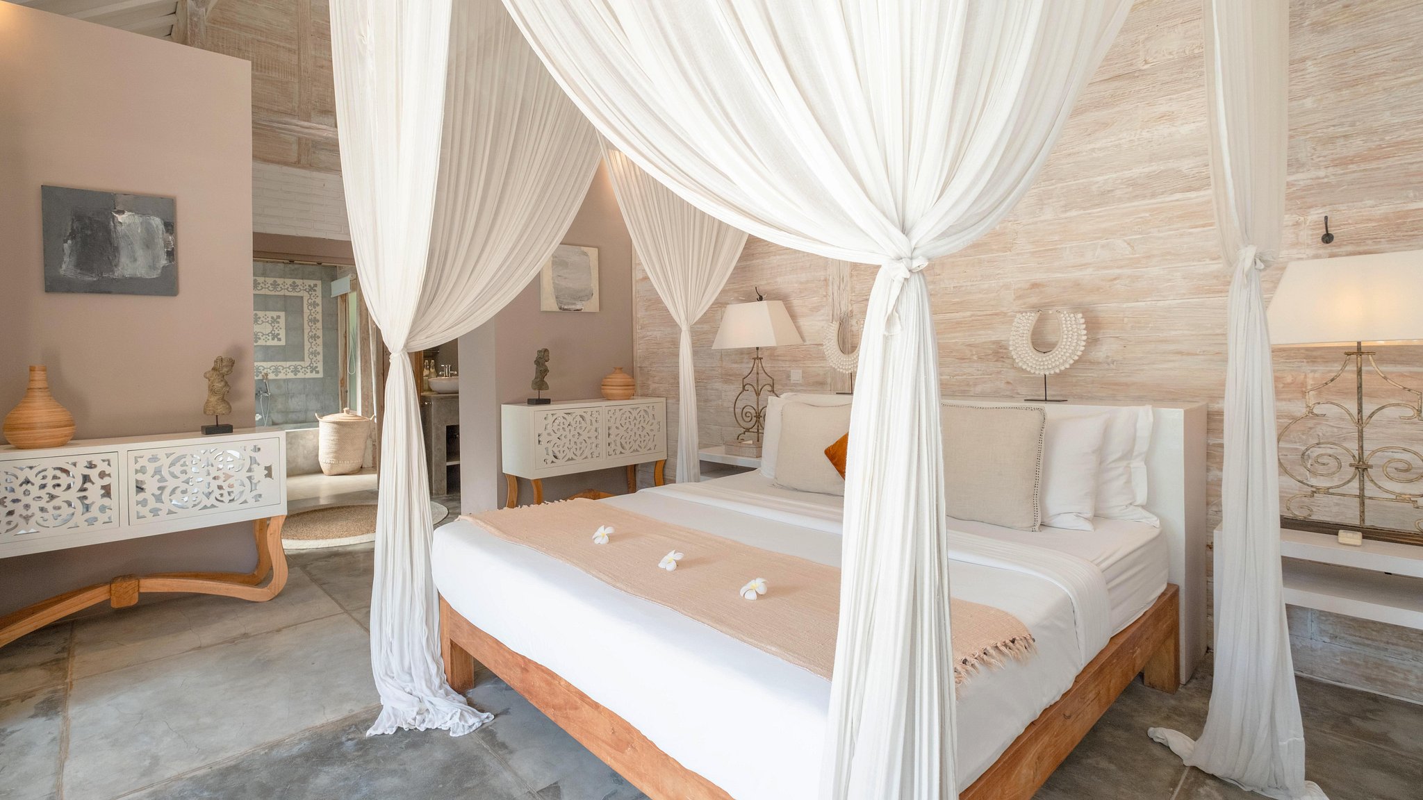 Little Mannao Bedroom 1