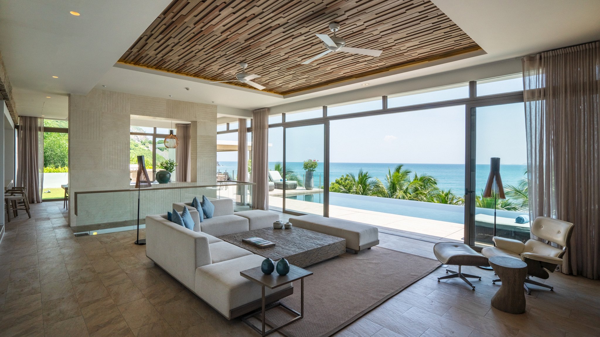 chính chủ Oceanfront villa Nha Trang