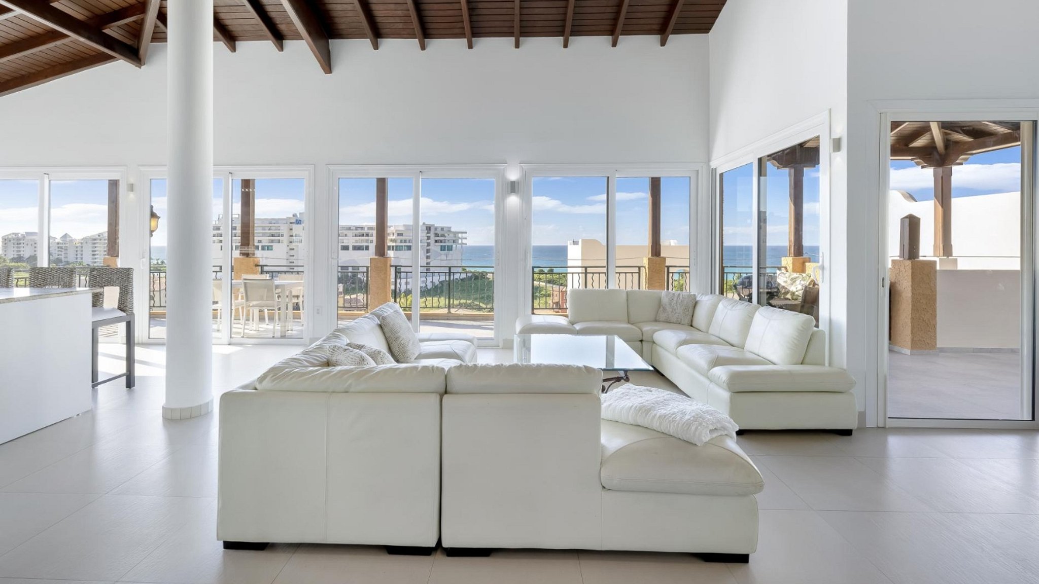 Penthouse La Perla Sky - Saint Martin - 3 bedrooms | Villa Finder