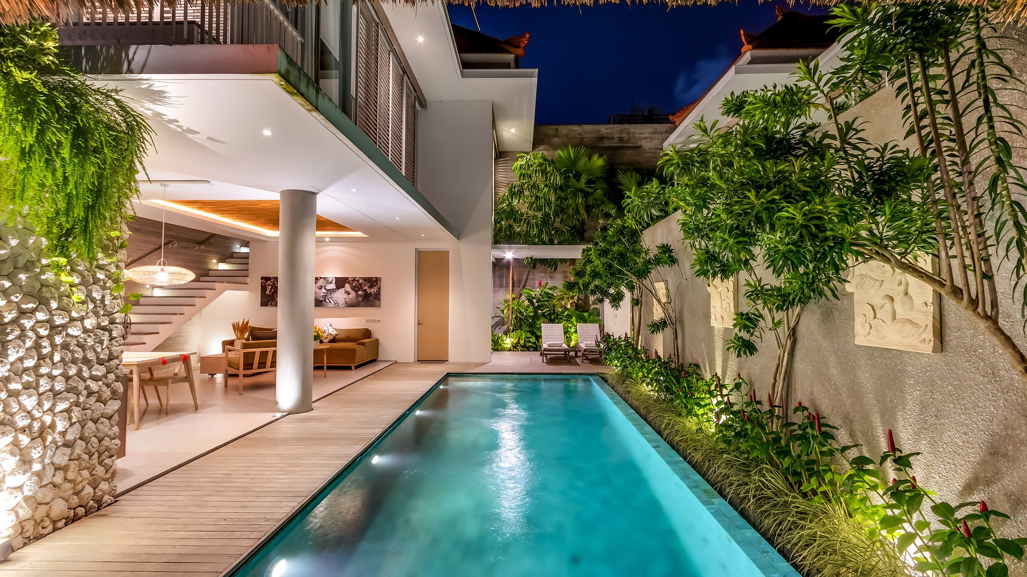 Swan Estate Swimming pool 1