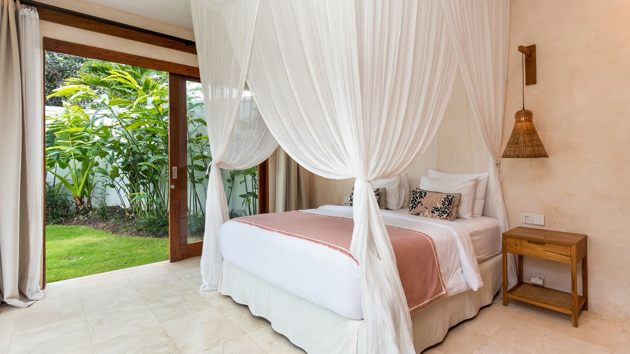 Villa Aloui Bedroom 1