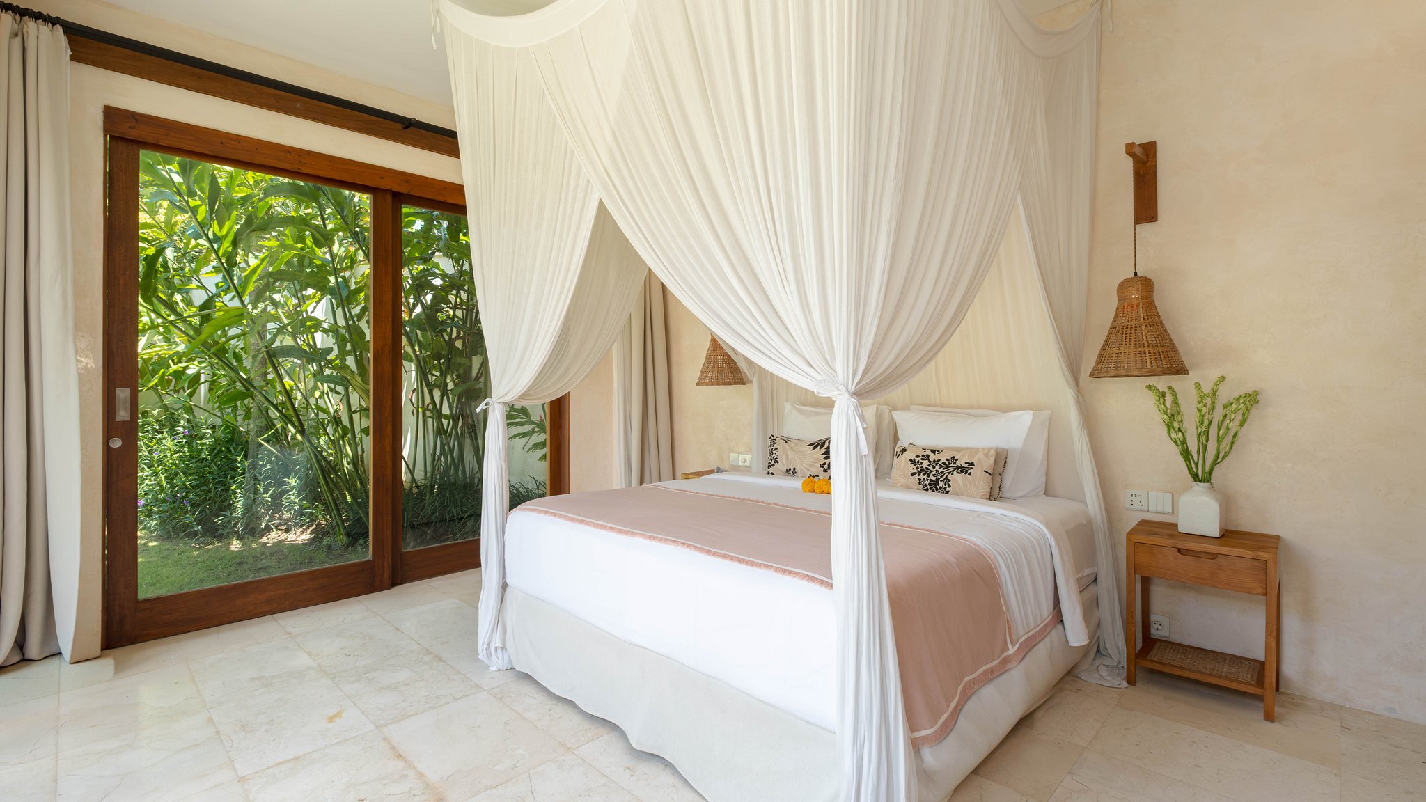 Villa Aloui Bedroom 1