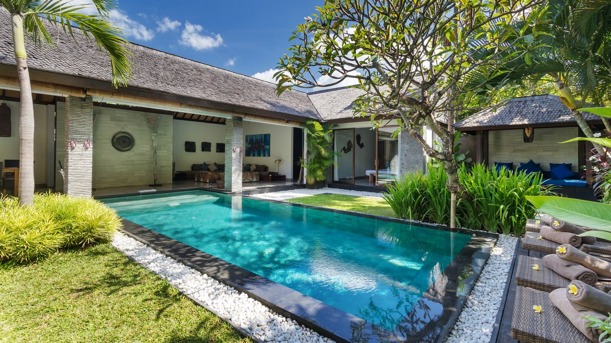 Image 1 of Villa Anjali Blue
